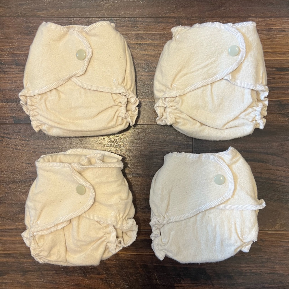 NWOT Natural Cloth Newborn Diapers